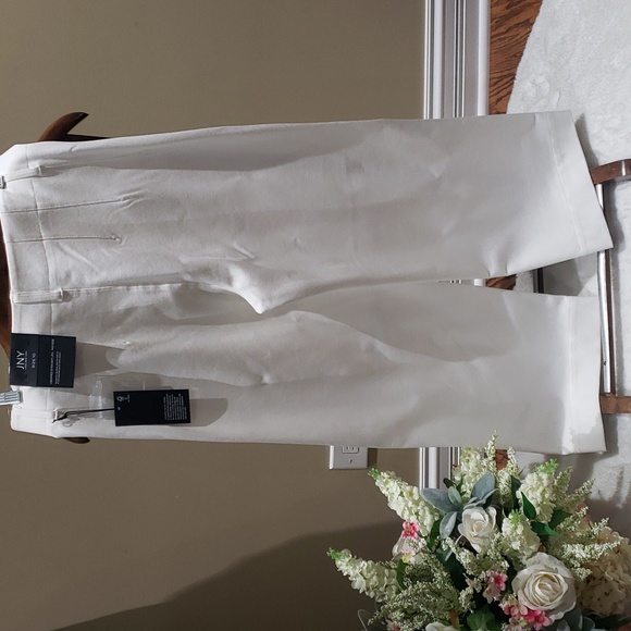 Nwt JNY size 10 white wide legs strechy pants - Picture 7 of 11